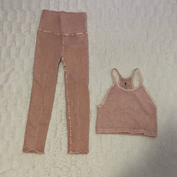 ✨Free People yoga workout set - small - Picture 2 of 2